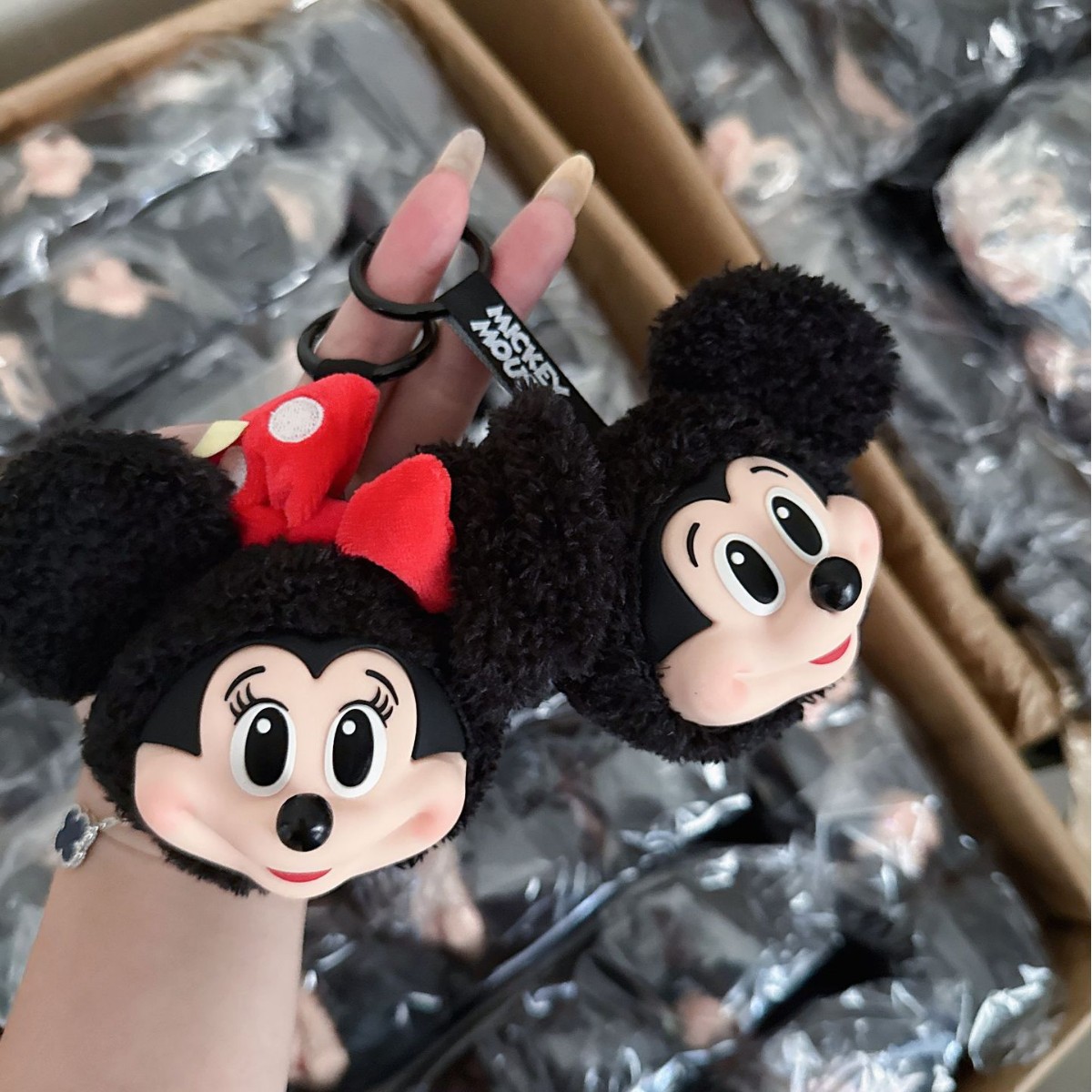 ميكي ميني أفخم دمية المفاتيح ل - مراجعة Anime Merchandise Figure وسعره