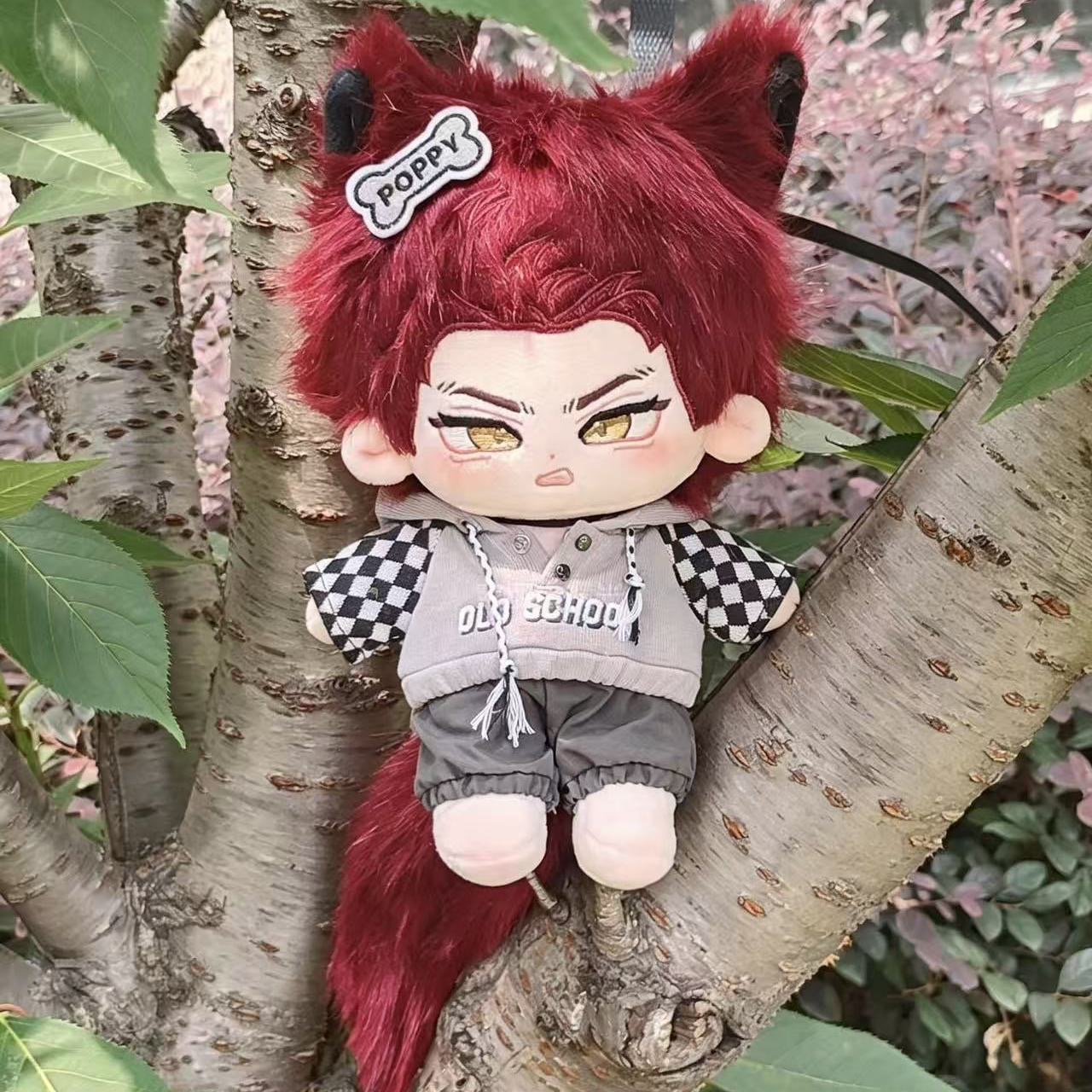 دمية فالكو المحشوة من أنمي لوف - مراجعة Anime Merchandise Figure وسعره