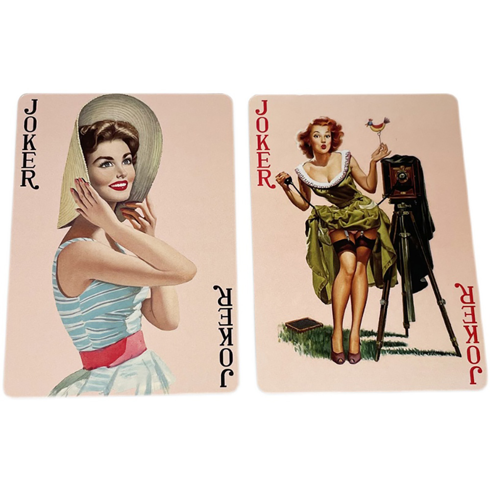 الأمريكية الرجعية مثير سيدة جم - مراجعة Themed Playing Card وسعره